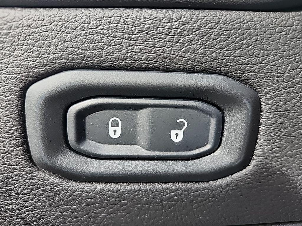 new 2026 Jeep Wrangler car, priced at $54,995