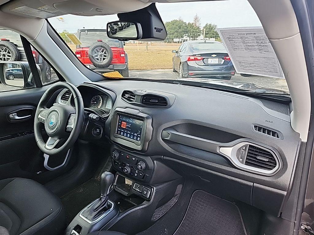 used 2020 Jeep Renegade car, priced at $10,495