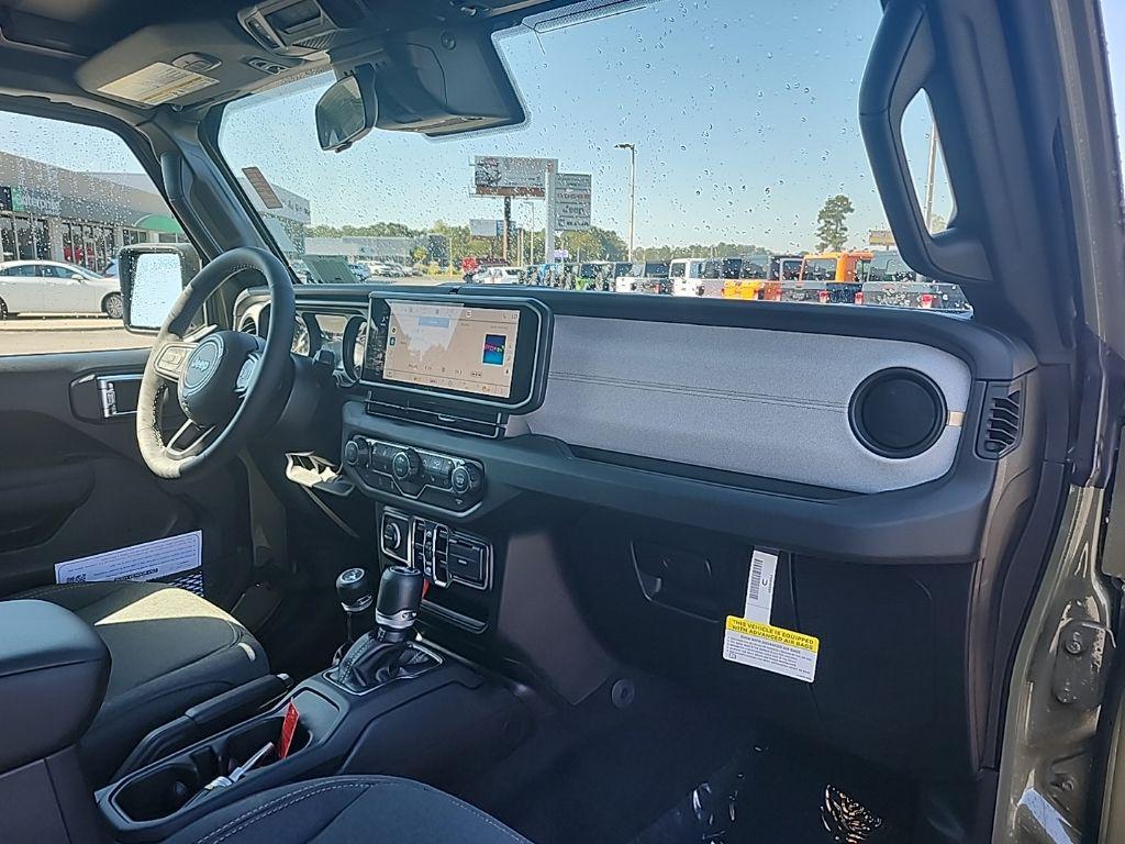 new 2025 Jeep Wrangler car, priced at $45,246
