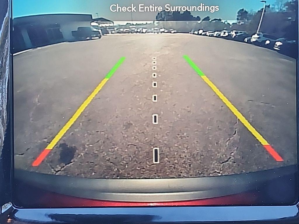 used 2020 Jeep Cherokee car, priced at $18,495