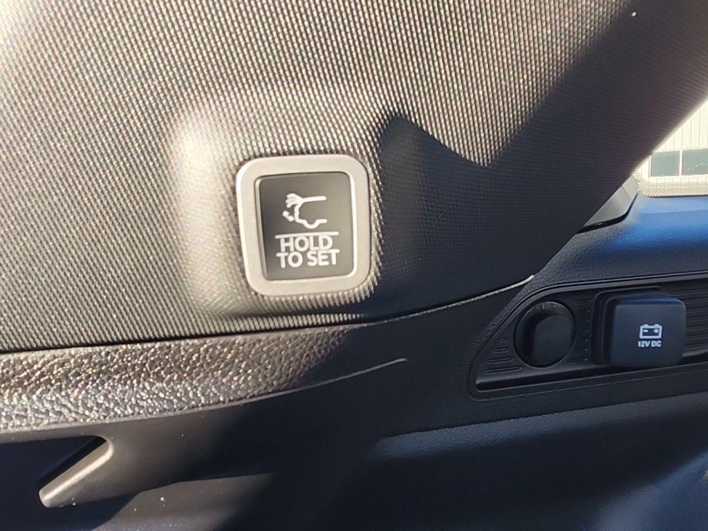 new 2025 Jeep Grand Cherokee car, priced at $44,709