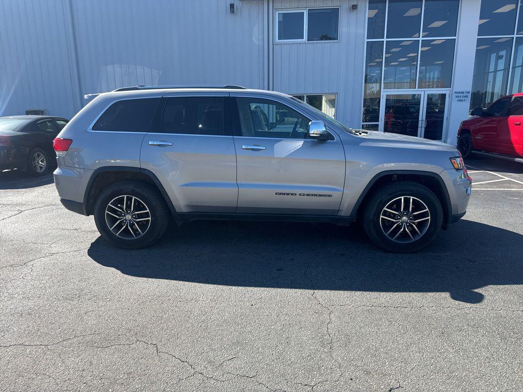 used 2018 Jeep Grand Cherokee car, priced at $13,495