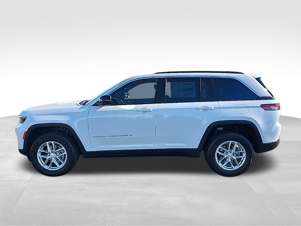 new 2025 Jeep Grand Cherokee car, priced at $36,839