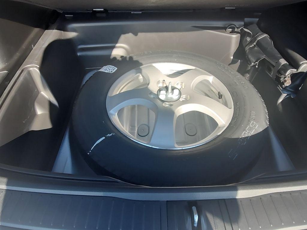 new 2025 Jeep Grand Cherokee car, priced at $36,839