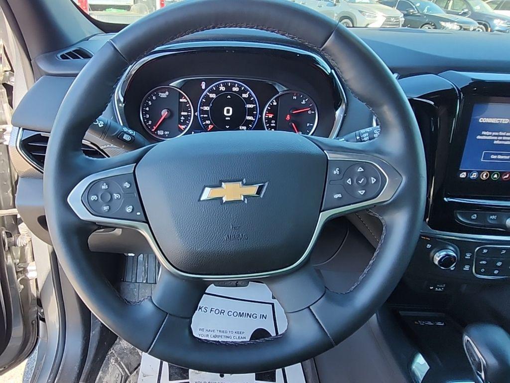used 2023 Chevrolet Traverse car, priced at $36,995