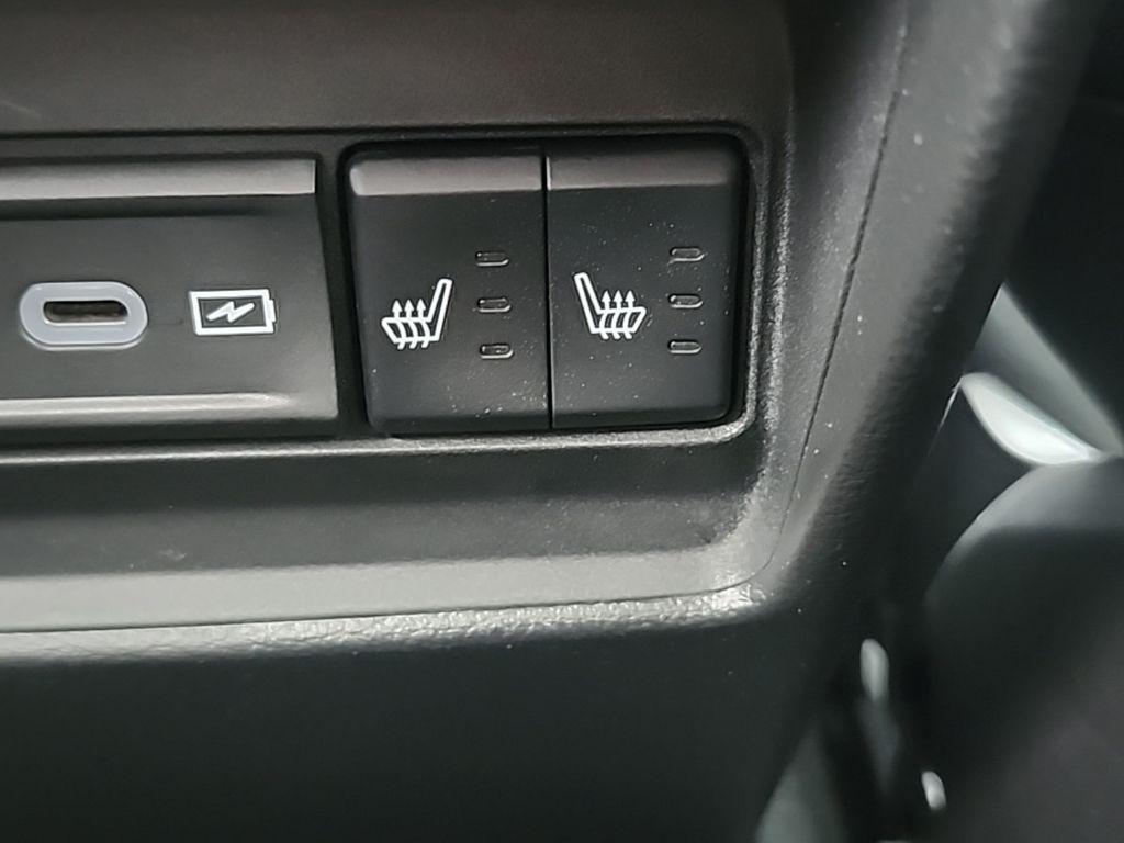 new 2026 Jeep Grand Cherokee car, priced at $51,575