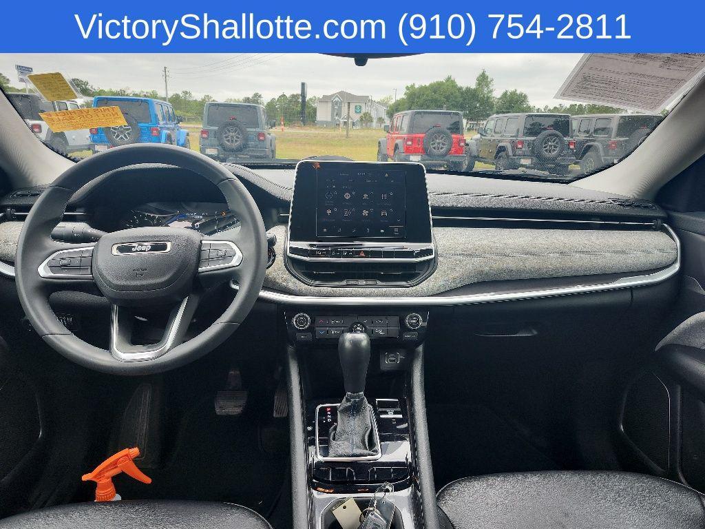 used 2022 Jeep Compass car, priced at $15,995