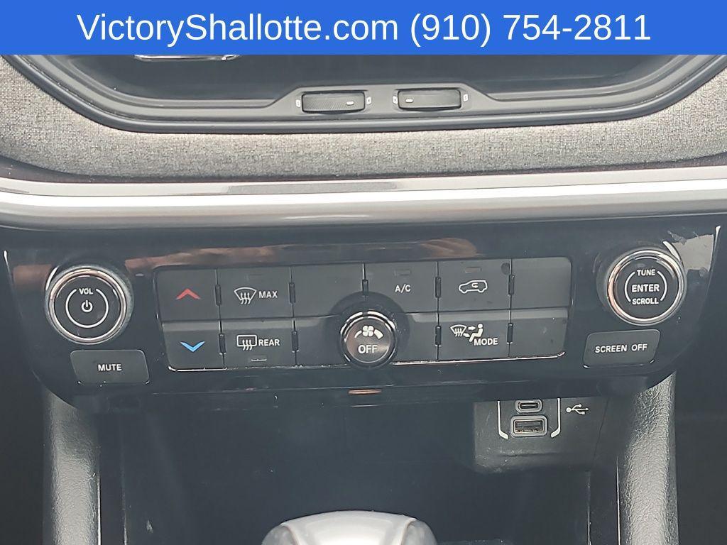used 2022 Jeep Compass car, priced at $15,995