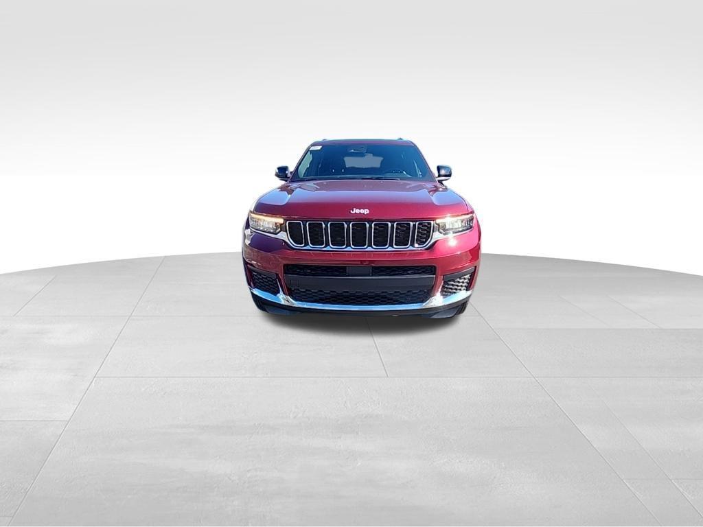 new 2025 Jeep Grand Cherokee car, priced at $44,292