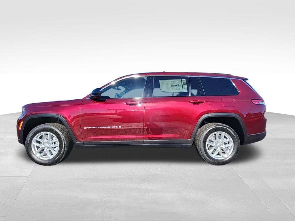 new 2025 Jeep Grand Cherokee car, priced at $44,292