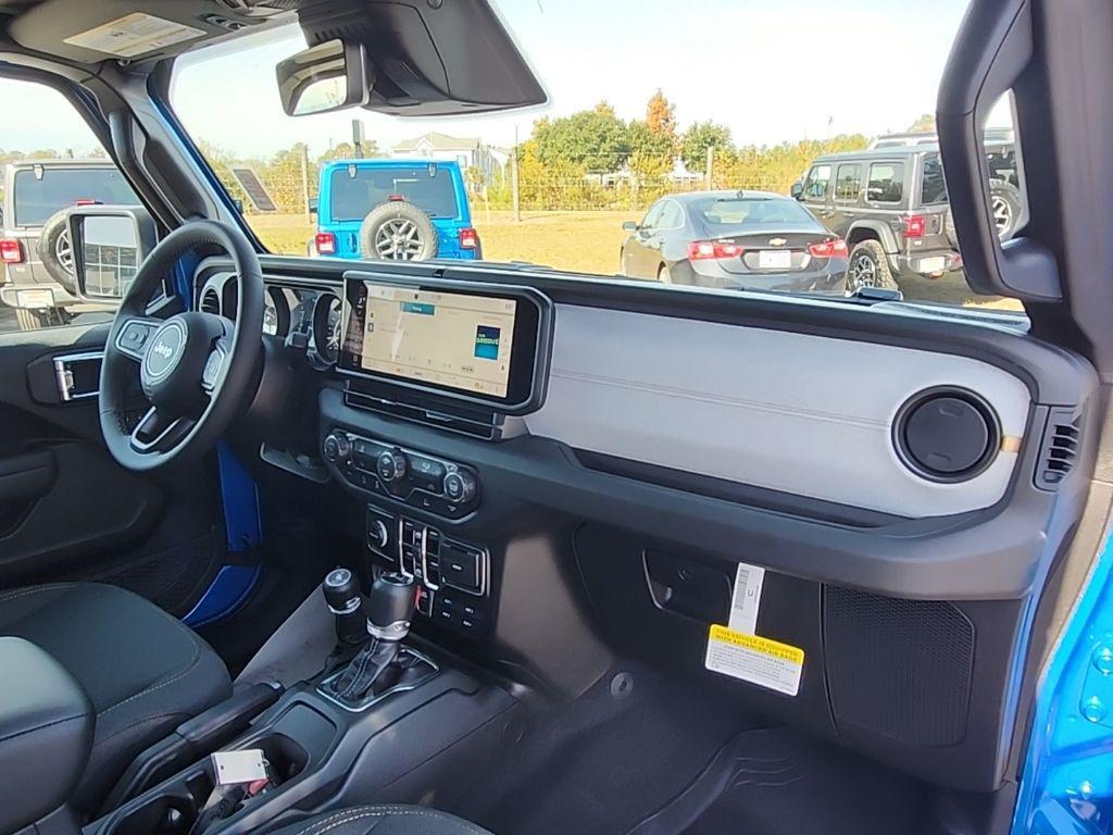 new 2026 Jeep Gladiator car, priced at $48,006