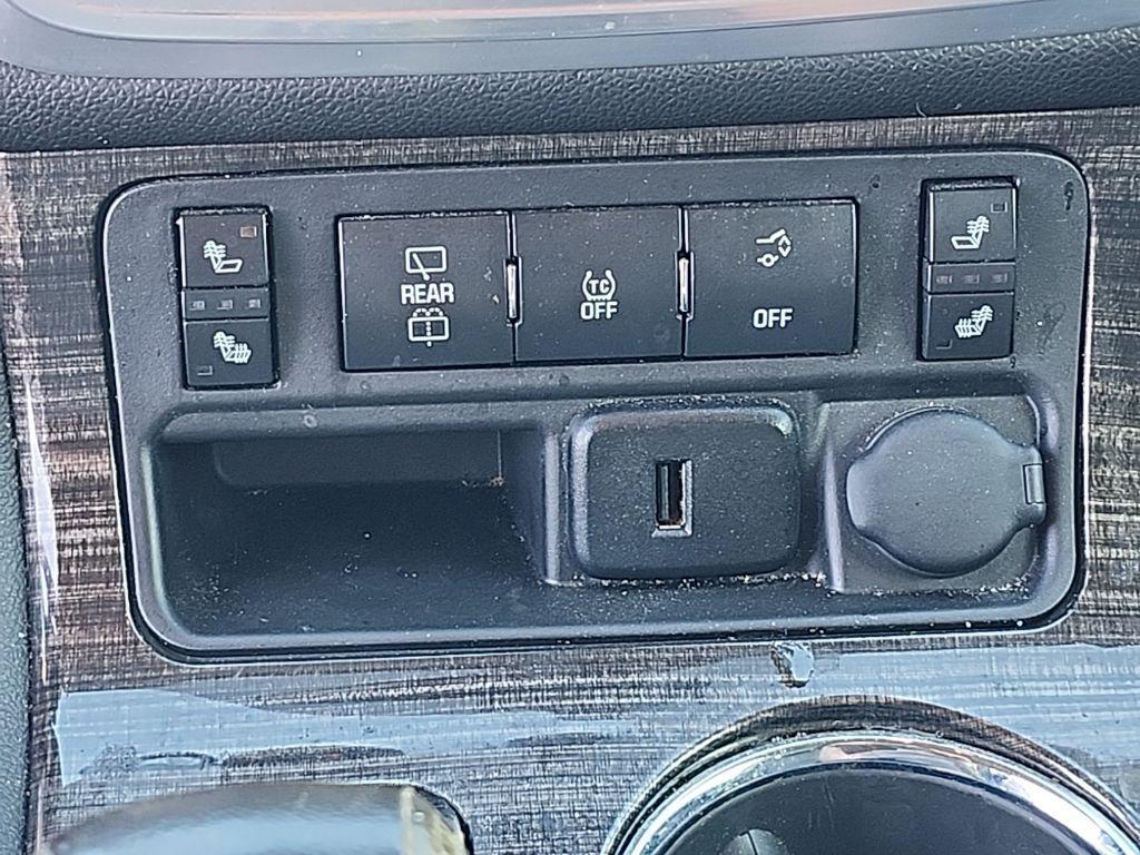 used 2017 GMC Acadia Limited car, priced at $11,895