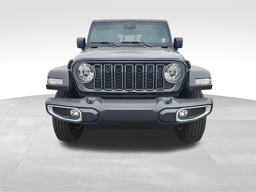 new 2025 Jeep Gladiator car, priced at $39,750