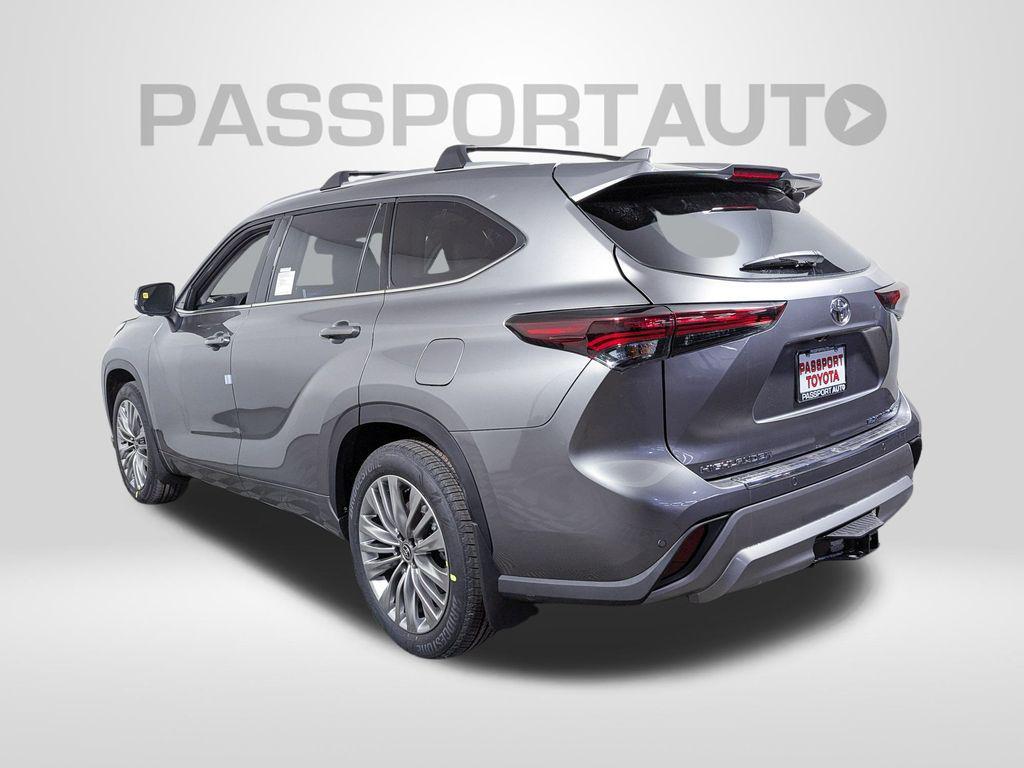 new 2026 Toyota Highlander car, priced at $56,552