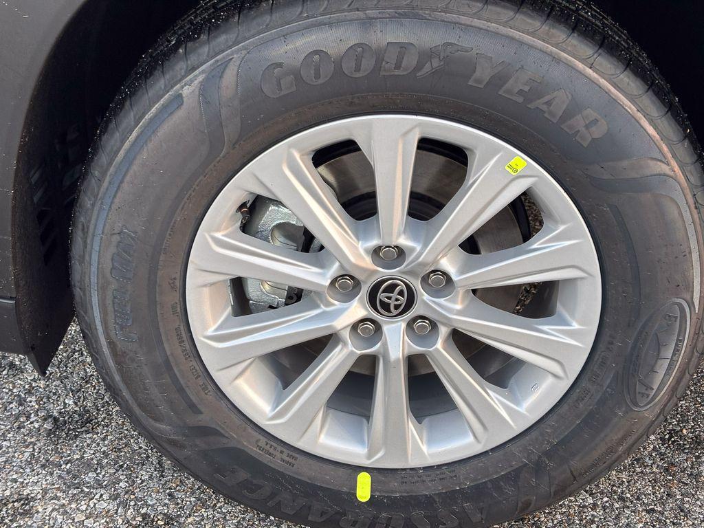 new 2026 Toyota Grand Highlander Hybrid car, priced at $51,458