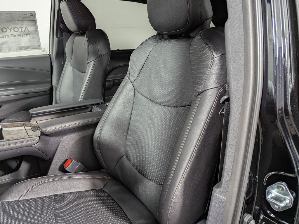 new 2026 Toyota Sienna car, priced at $61,409