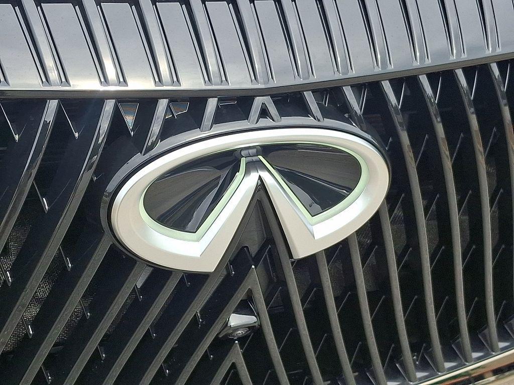 new 2026 INFINITI QX80 car, priced at $100,624