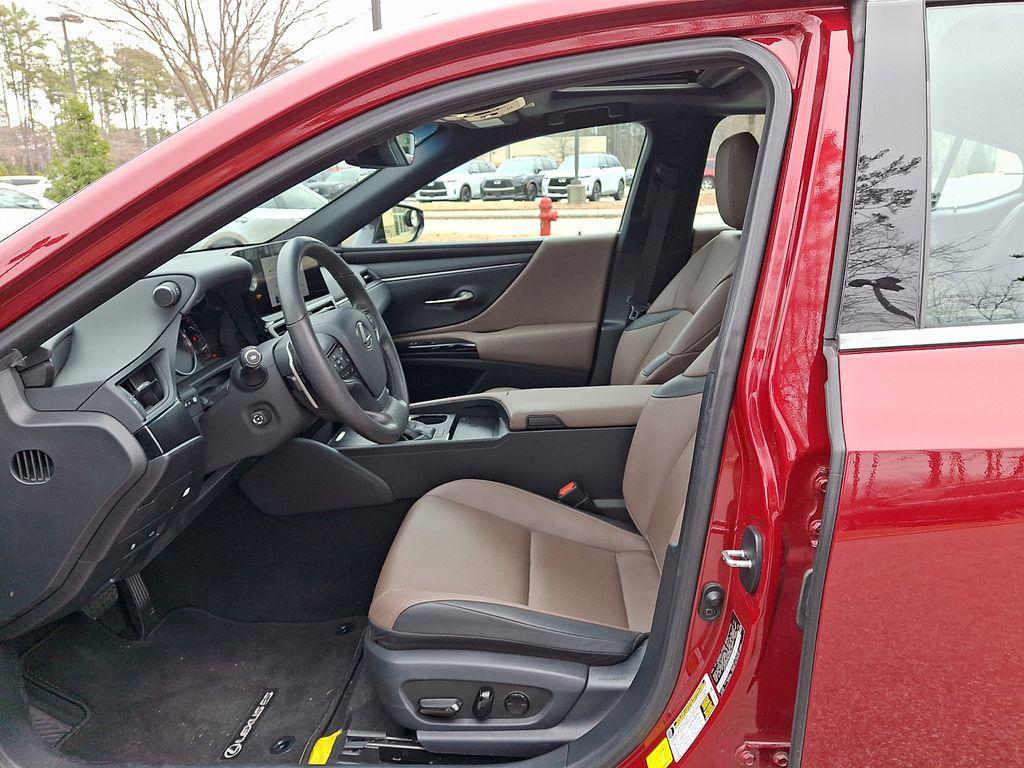 used 2023 Lexus ES 350 car, priced at $35,574