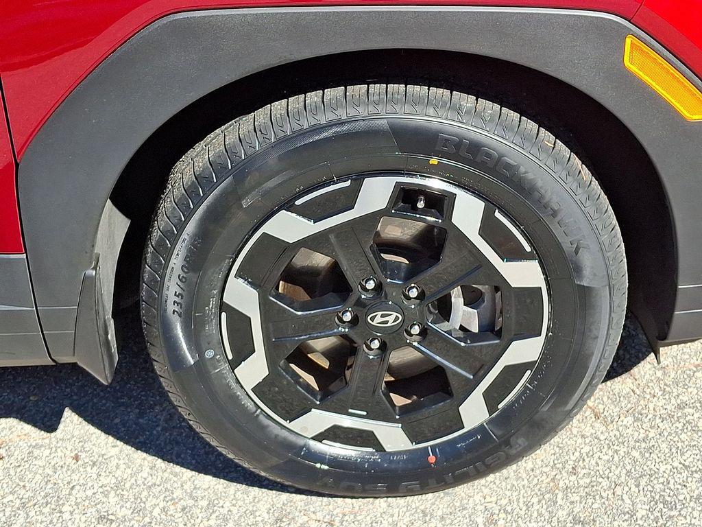 used 2024 Hyundai Santa Fe car, priced at $25,999