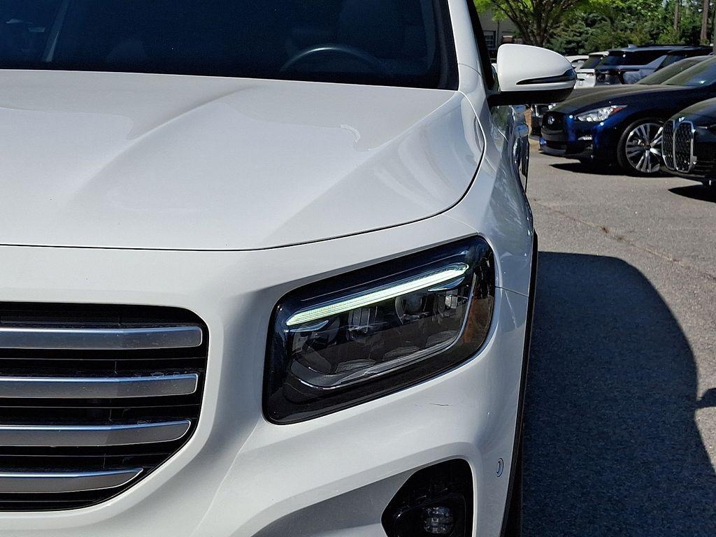 used 2025 Mercedes-Benz GLB 250 car, priced at $40,995