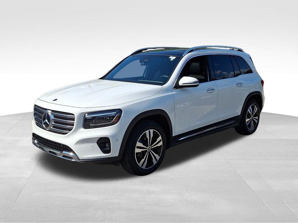 used 2025 Mercedes-Benz GLB 250 car, priced at $40,995