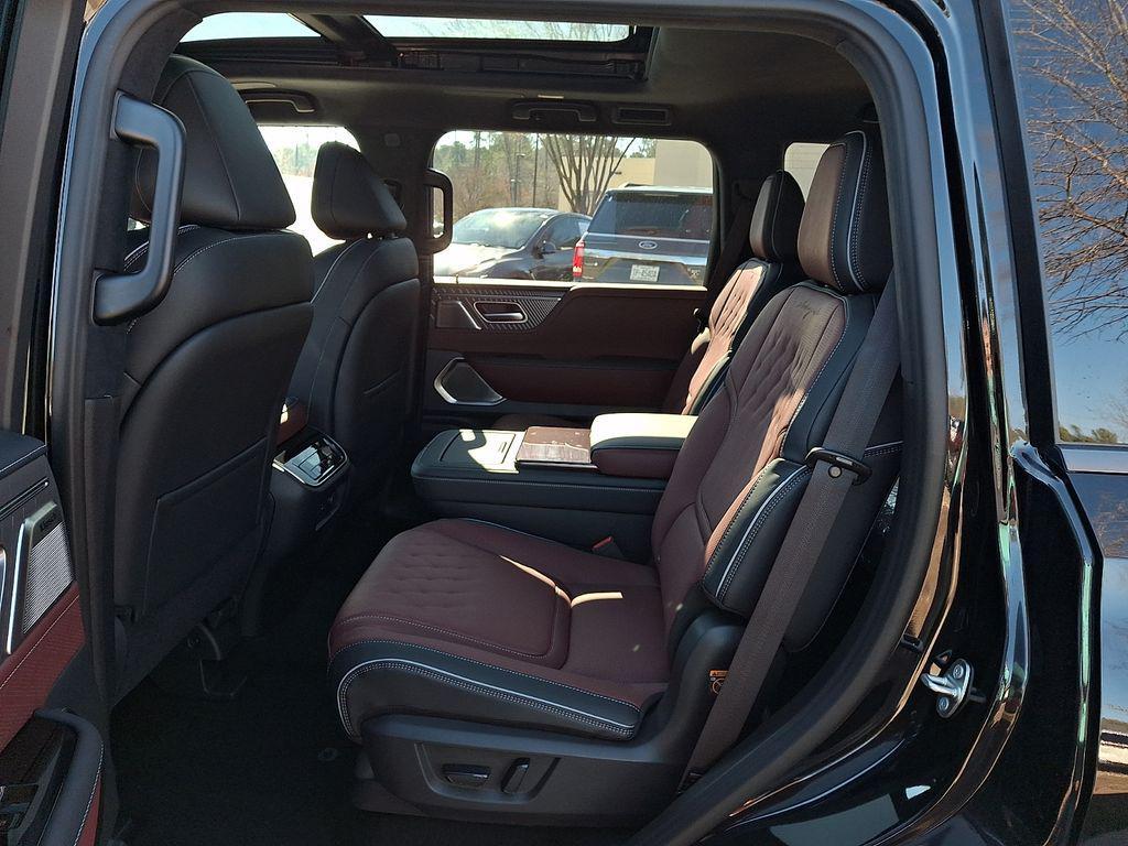 new 2026 INFINITI QX80 car, priced at $101,624