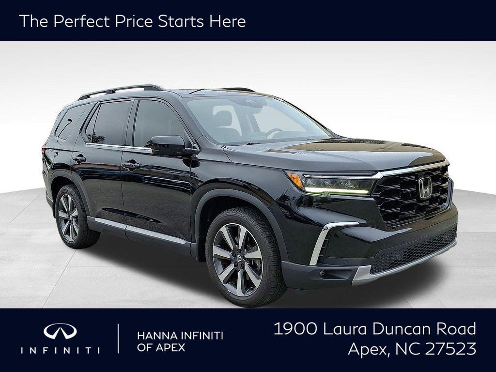 used 2024 Honda Pilot car, priced at $37,650