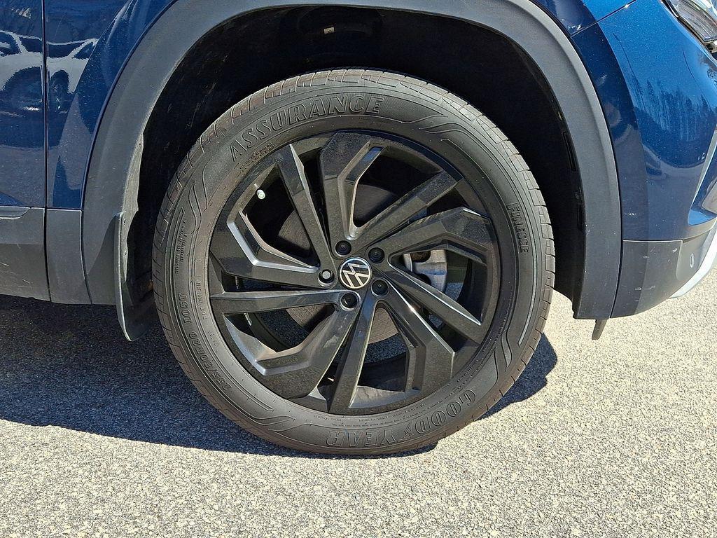 used 2023 Volkswagen Atlas car, priced at $25,997