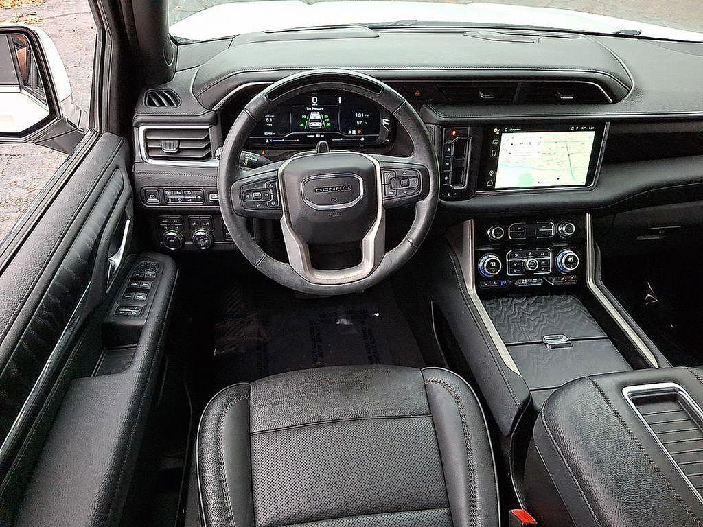 used 2024 GMC Yukon car, priced at $63,998