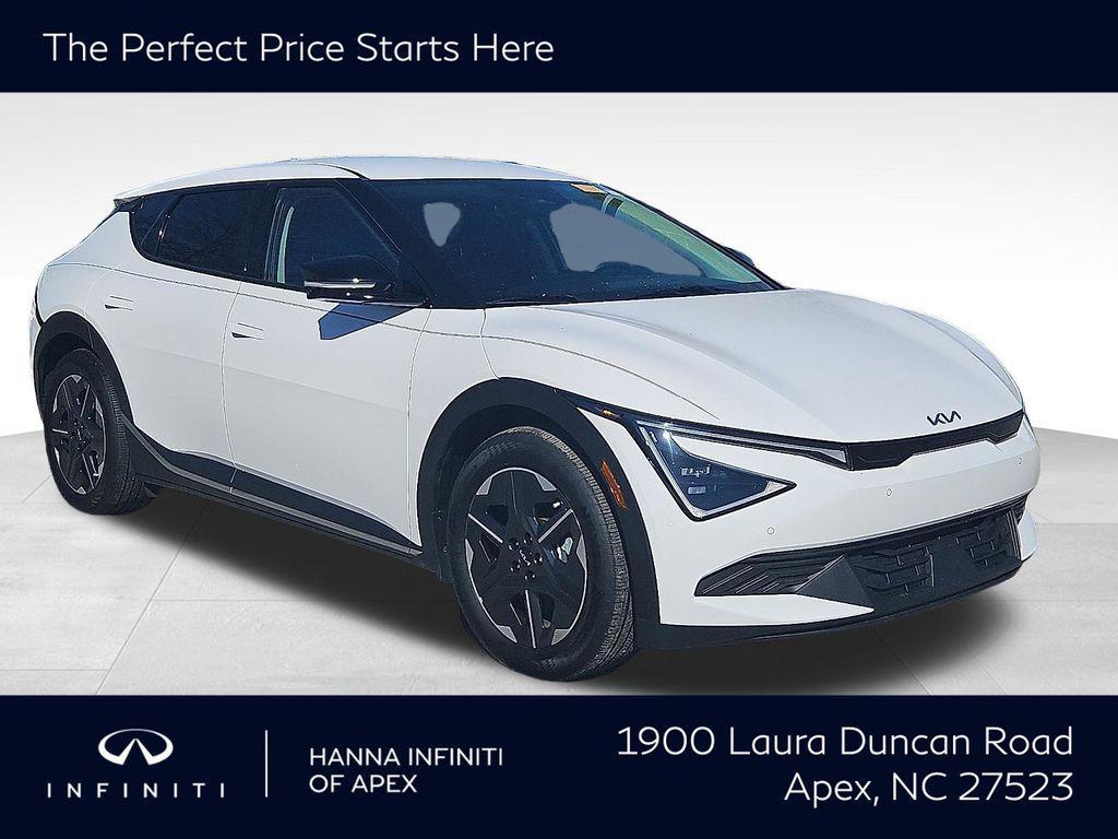 used 2025 Kia EV6 car, priced at $28,917