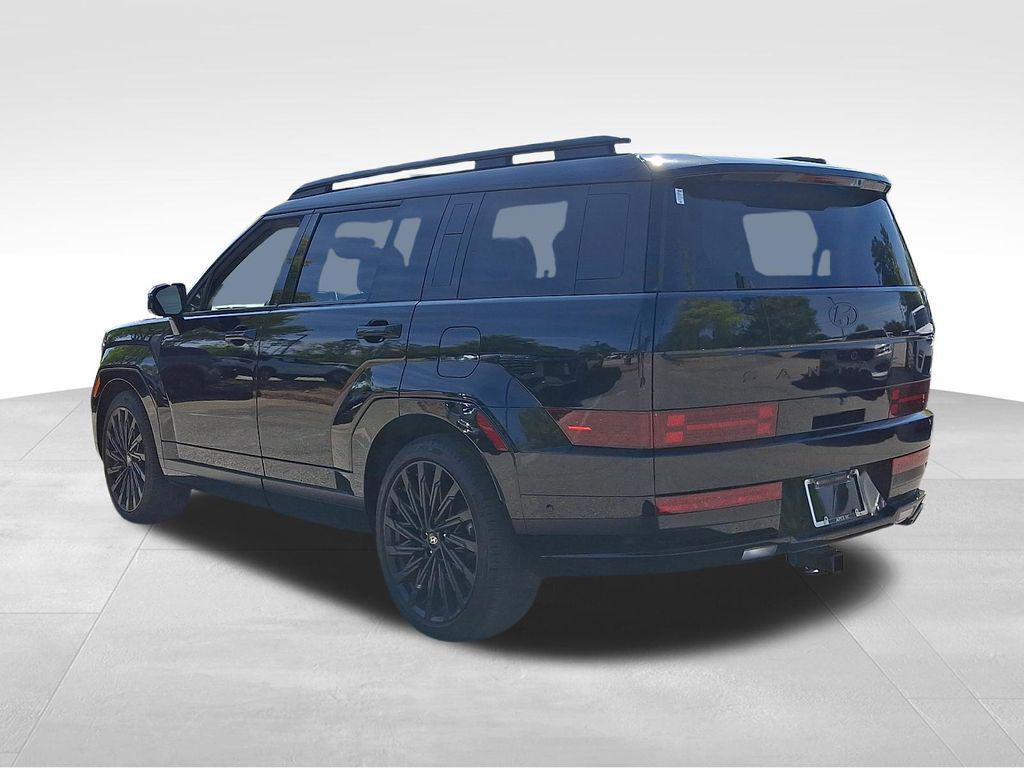 used 2025 Hyundai Santa Fe car, priced at $40,998