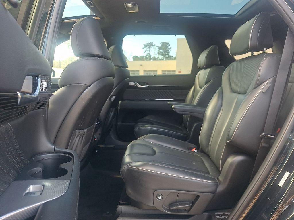 used 2024 Hyundai Palisade car, priced at $33,997