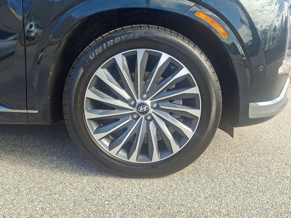 used 2024 Hyundai Palisade car, priced at $33,997
