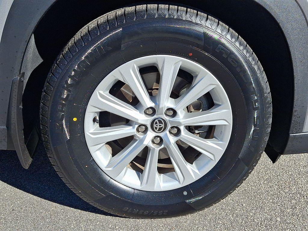 used 2024 Toyota Grand Highlander car, priced at $38,916