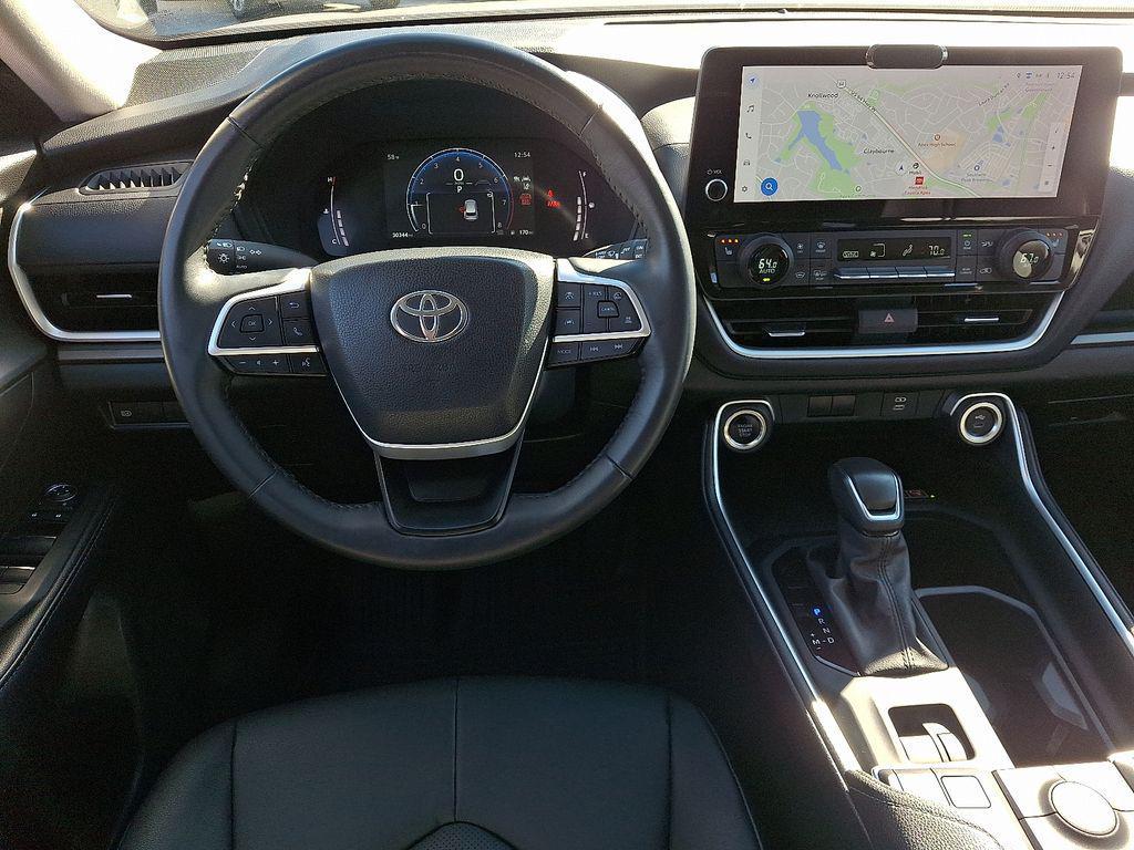 used 2024 Toyota Grand Highlander car, priced at $38,916