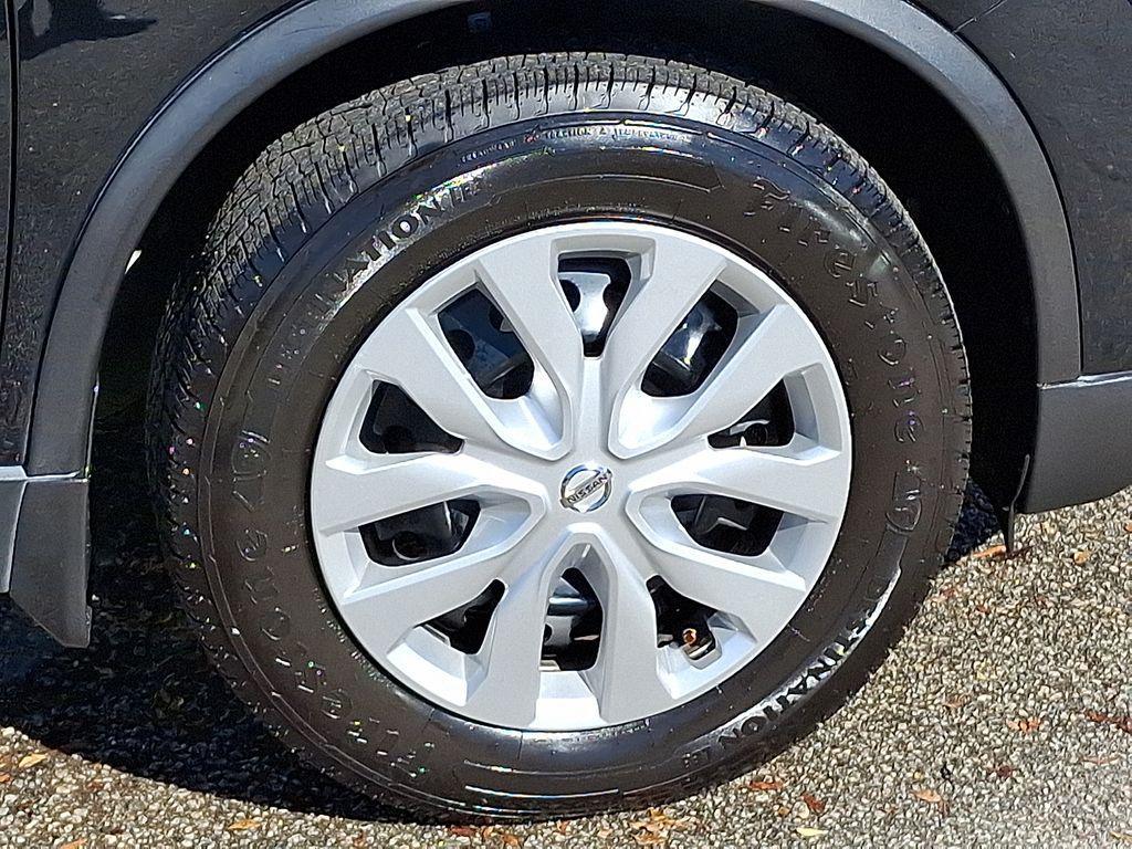 used 2019 Nissan Rogue car, priced at $15,499