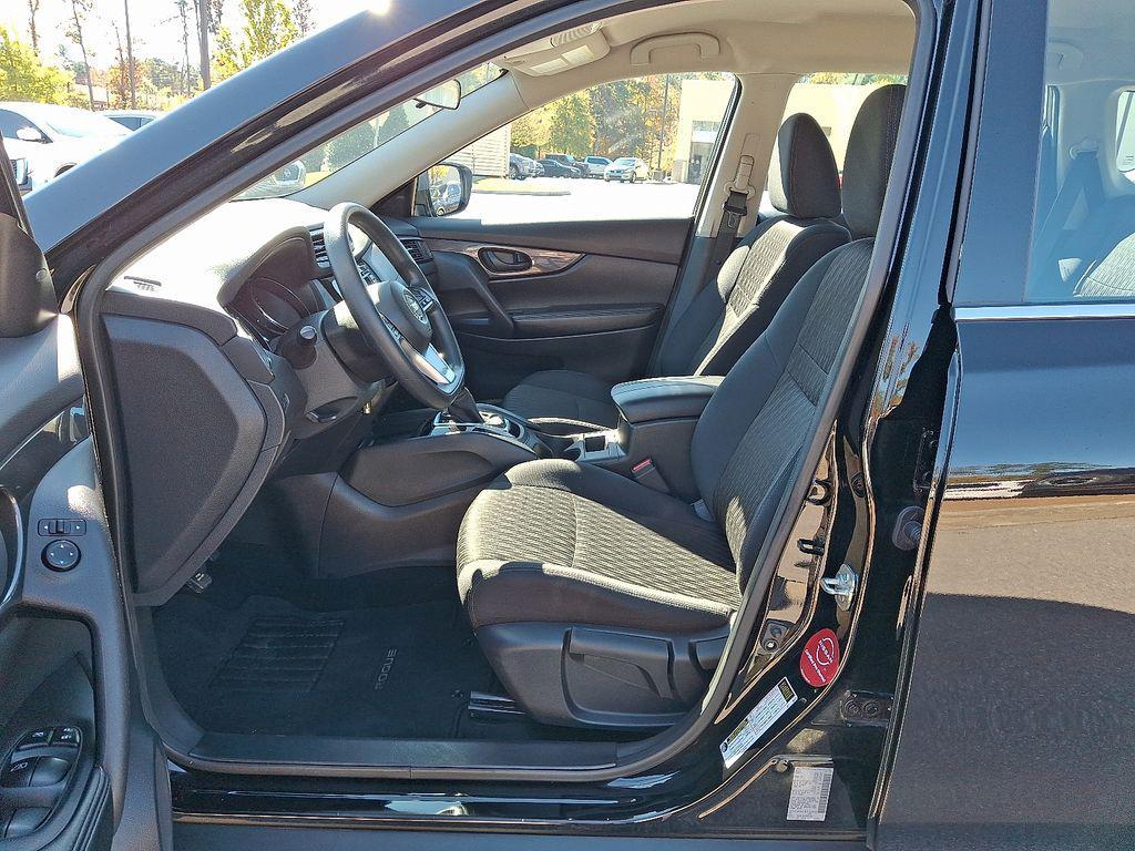 used 2019 Nissan Rogue car, priced at $15,499