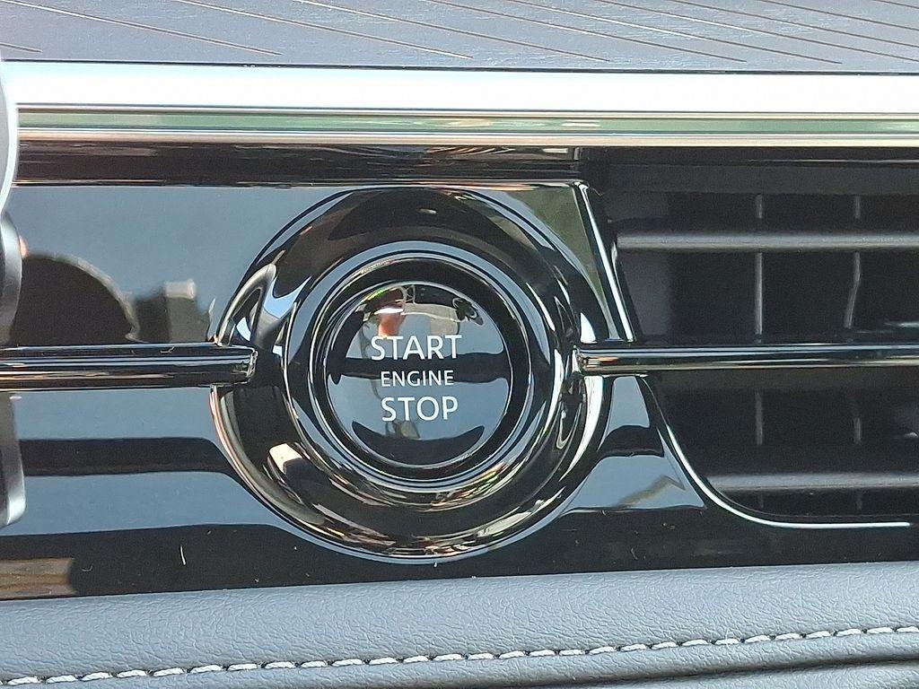 new 2026 INFINITI QX80 car, priced at $106,510