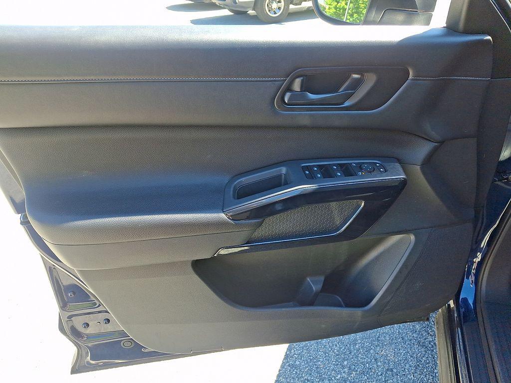 used 2024 Nissan Pathfinder car, priced at $28,901