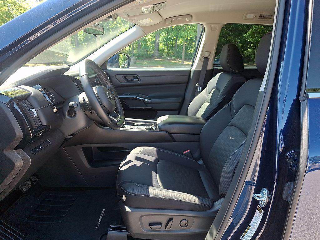 used 2024 Nissan Pathfinder car, priced at $28,901