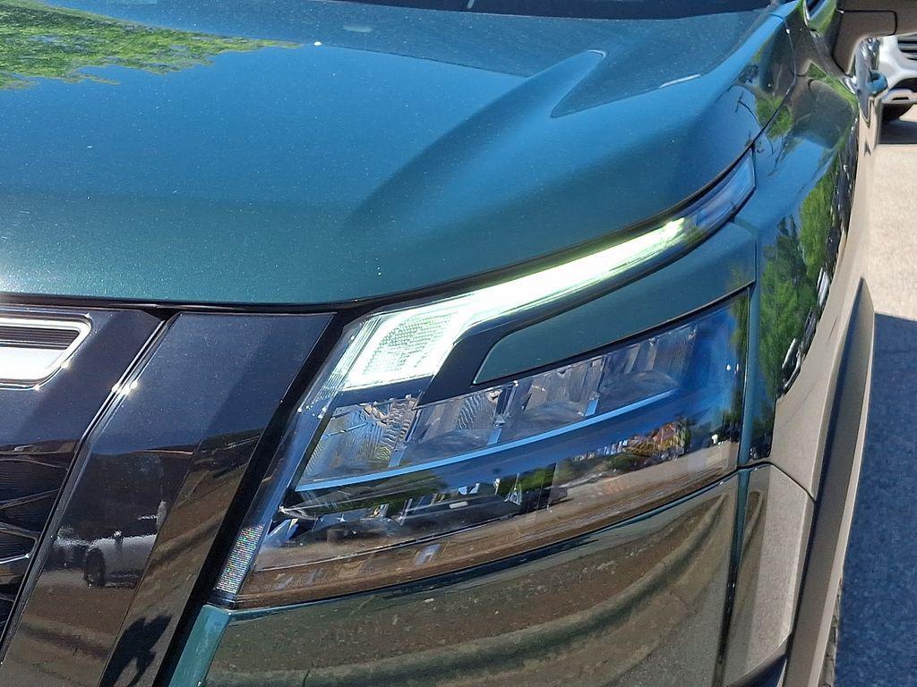 used 2025 Nissan Pathfinder car, priced at $38,401