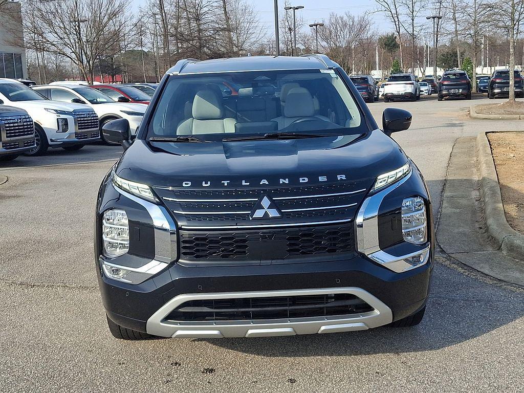 used 2024 Mitsubishi Outlander car, priced at $27,997