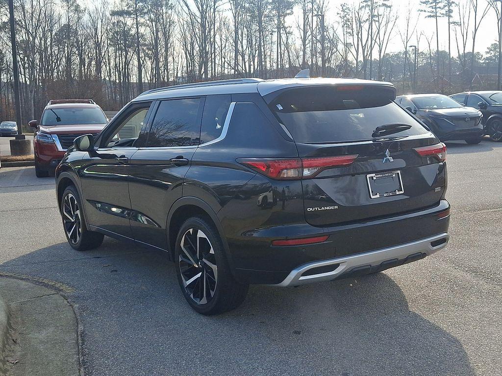 used 2024 Mitsubishi Outlander car, priced at $27,997