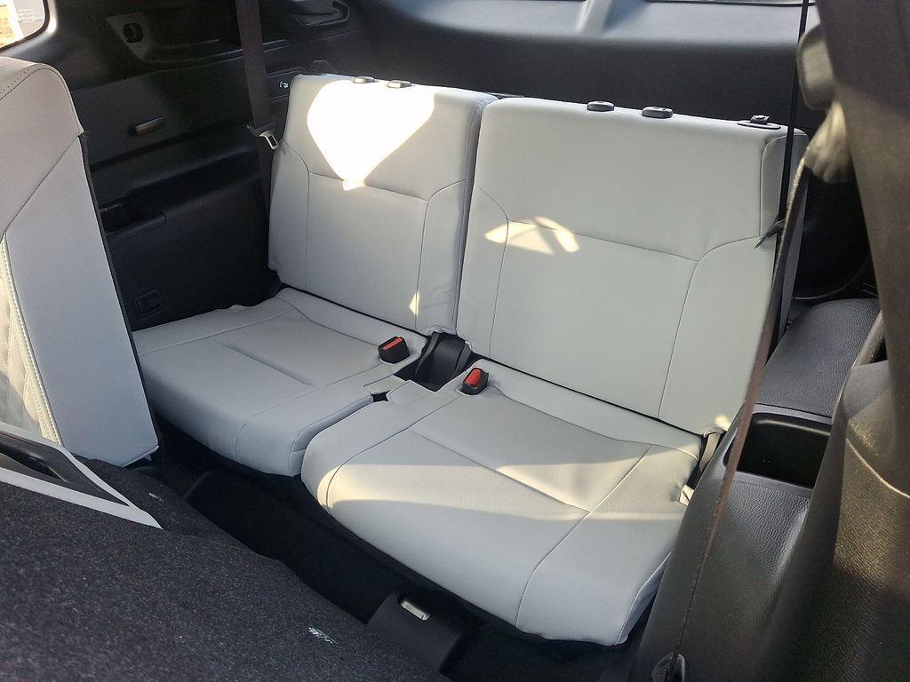 used 2024 Mitsubishi Outlander car, priced at $27,997