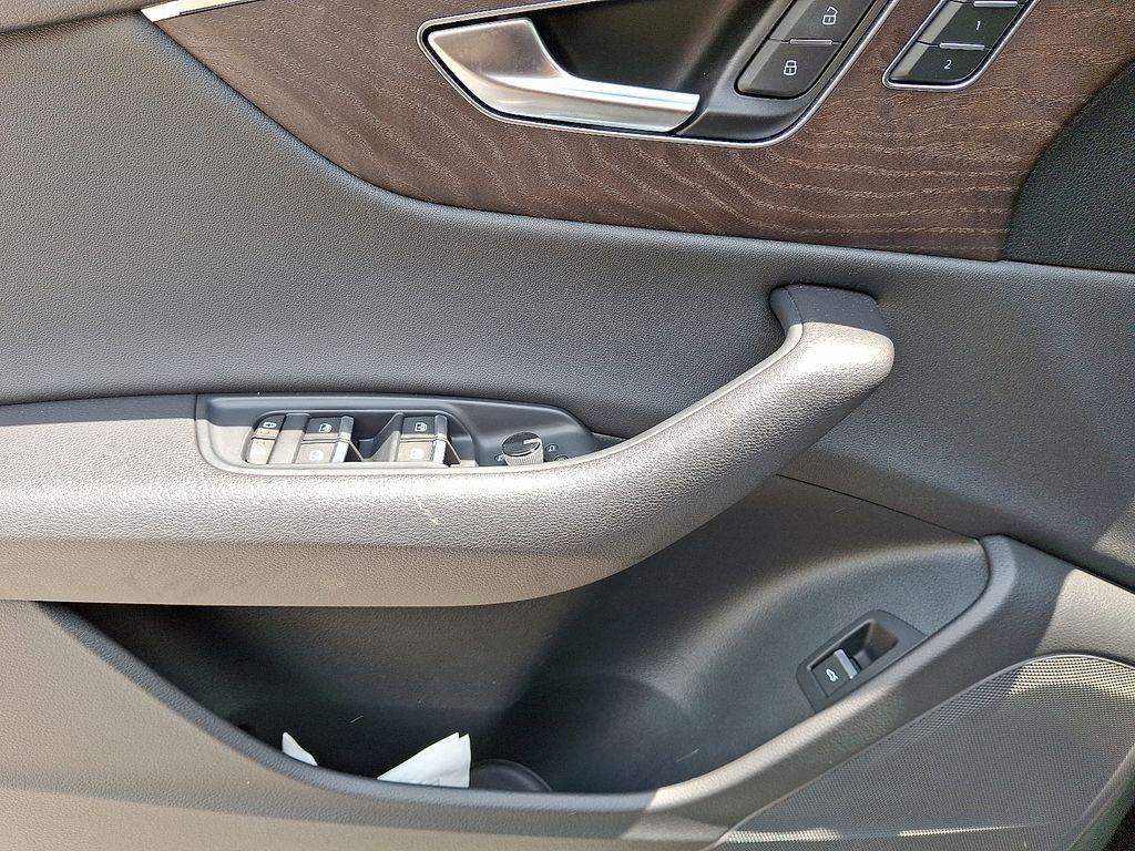 used 2022 Audi Q8 car, priced at $37,998