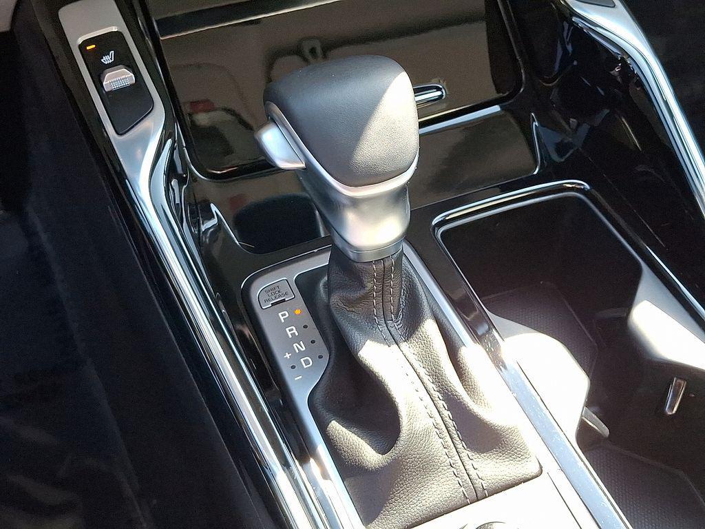 used 2023 Kia Sorento car, priced at $29,430