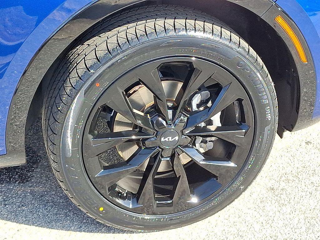 used 2023 Kia Sorento car, priced at $29,430