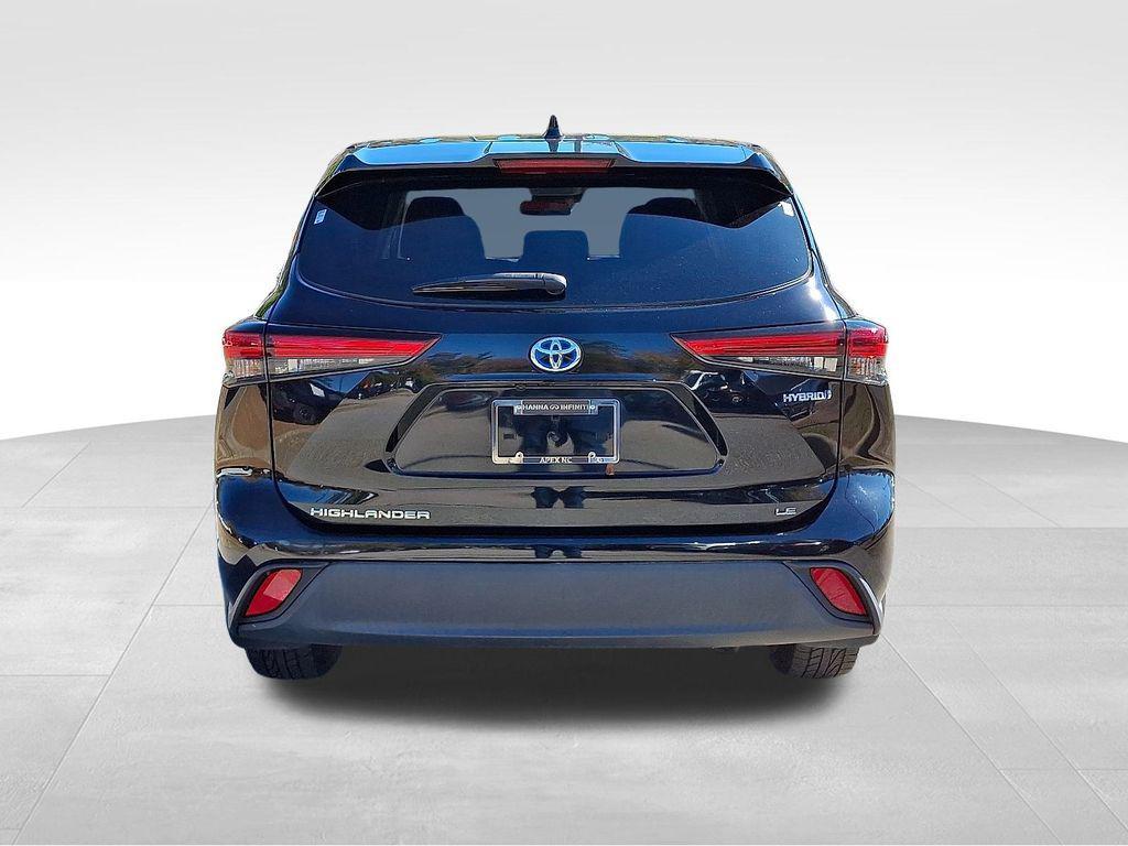 used 2021 Toyota Highlander Hybrid car, priced at $26,638