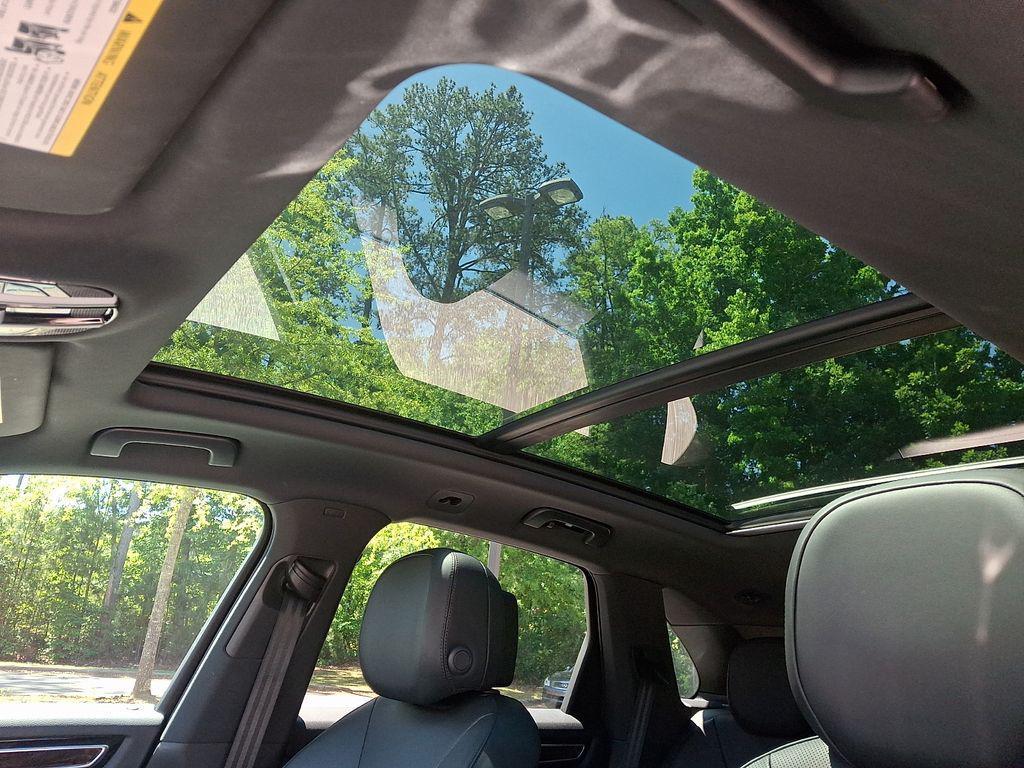 used 2021 Porsche Cayenne car, priced at $57,901
