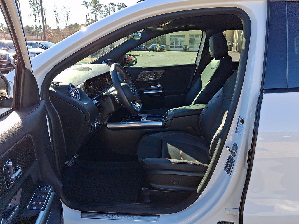 used 2024 Mercedes-Benz GLA 250 car, priced at $34,654